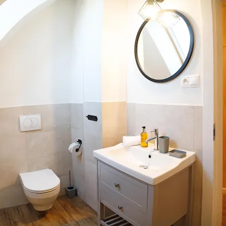Tri Koruny Apartman Tavas